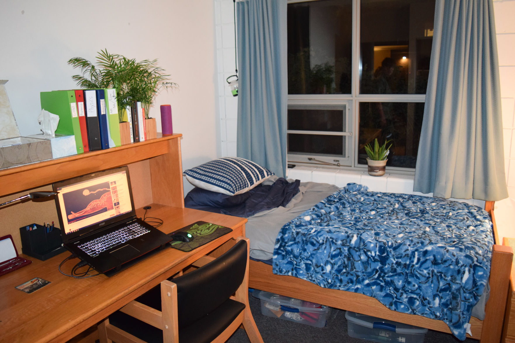 Battle of the residences (Photo 6)